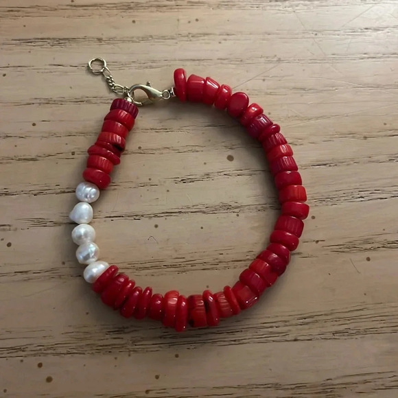 Coral & Freshwater Pearl Bracelet - Picture 1 of 1